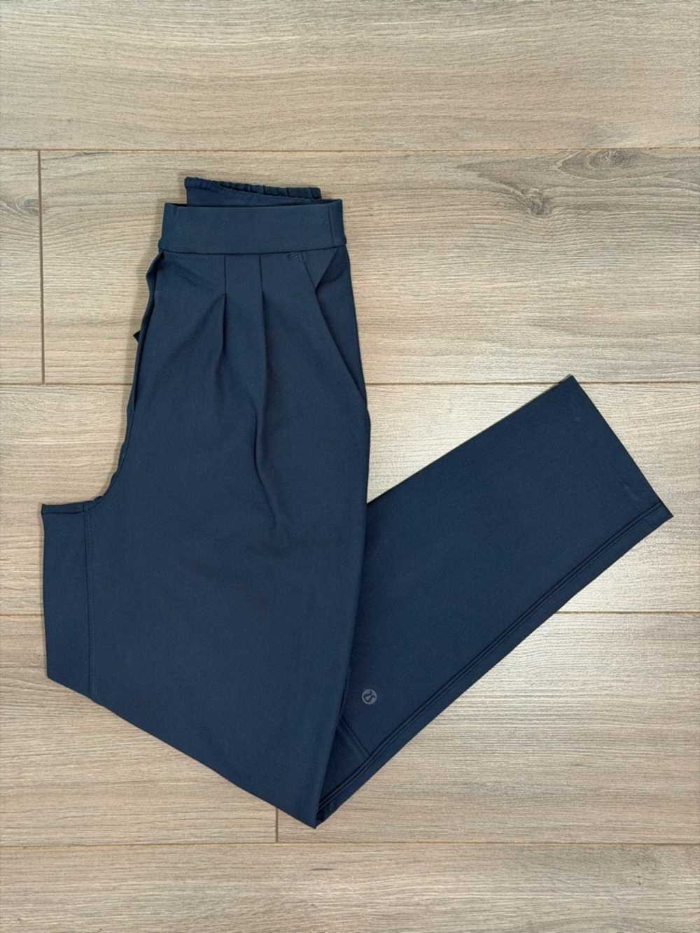LULULEMON Navy Pleated Jogger Pants
